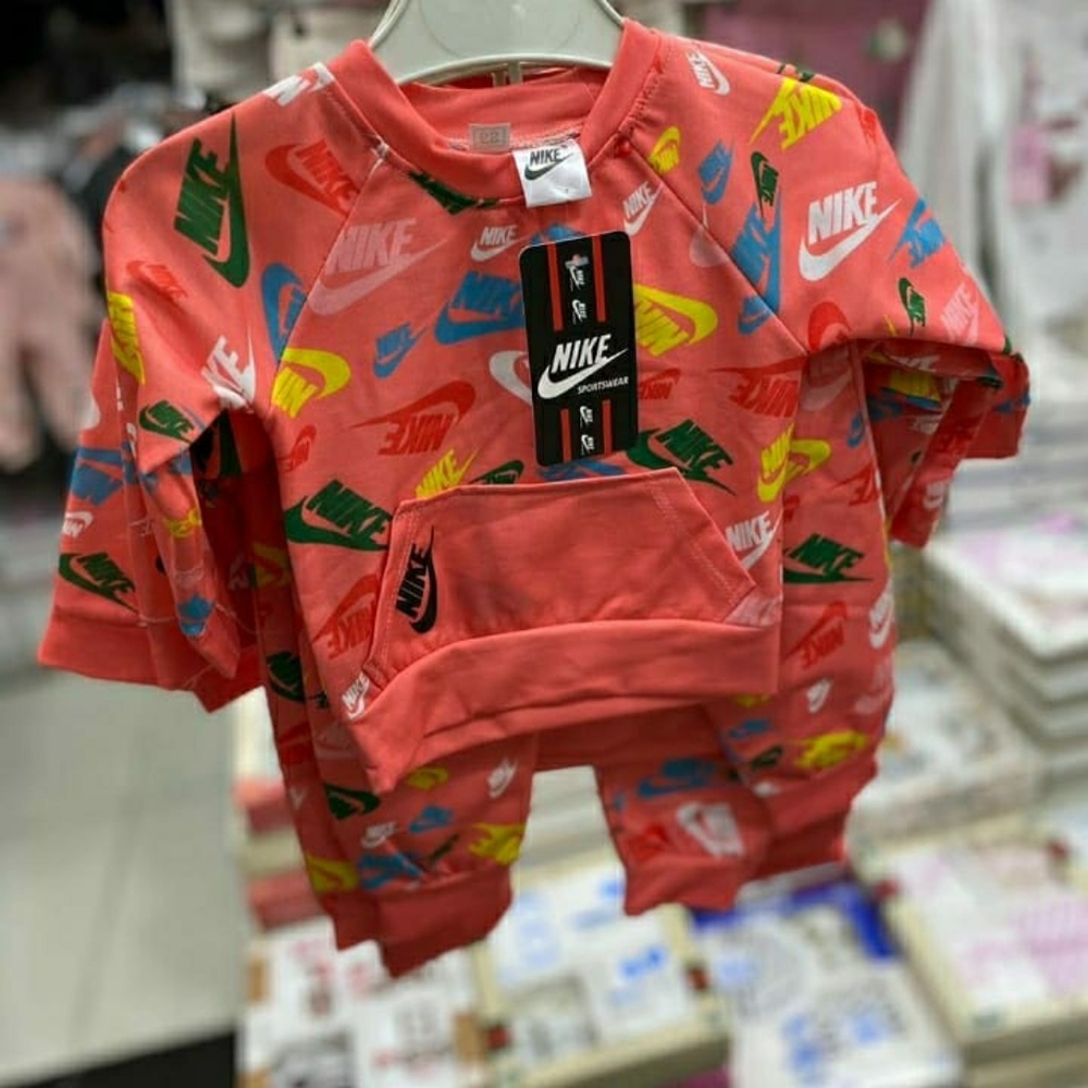 Infant Nike set